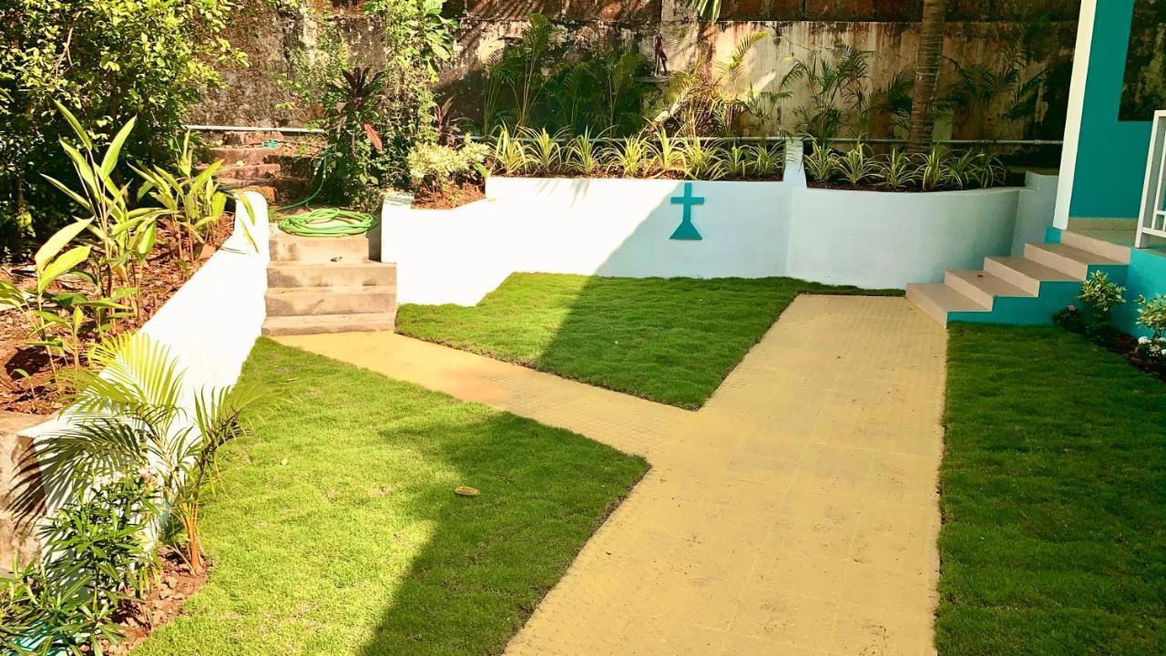 Stan-Inn, North Goa, Vagator, With Strong Wifi,Free Private Parking & Kitchen, Can Cook Where You Stay Exterior photo